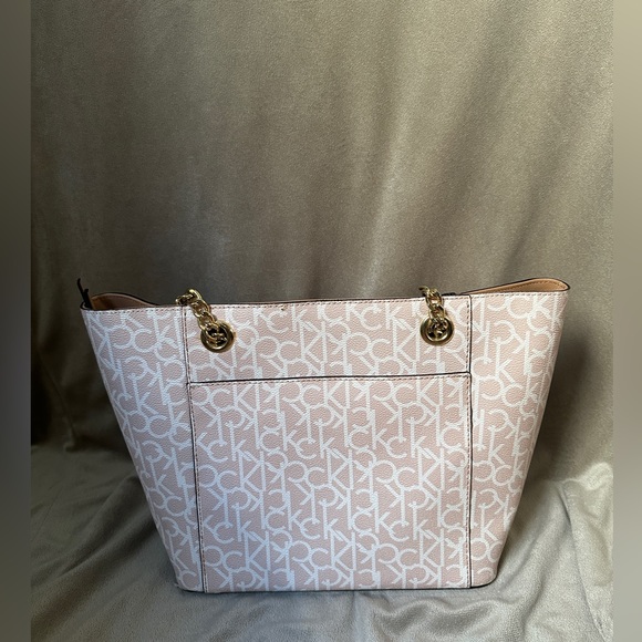 NWOT! Calvin Klein Pink & White Shoulder Bag - Picture 7 of 14